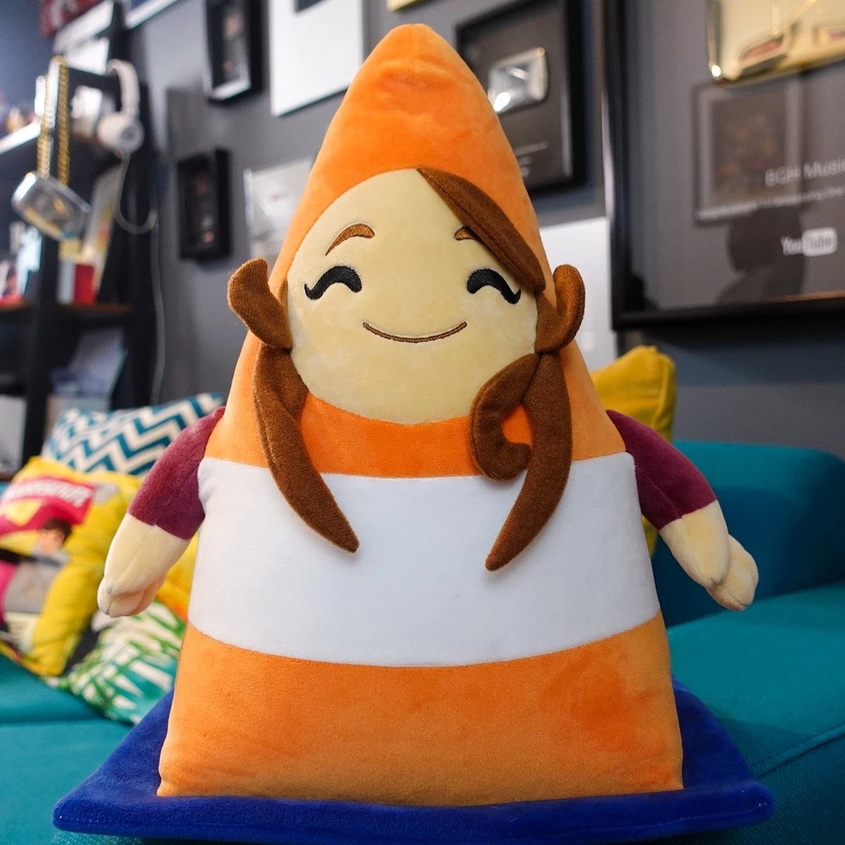 Traffic Cone Becky Plush (1ft) 2 Traffic Cone Becky Plush (1ft) - Image 2